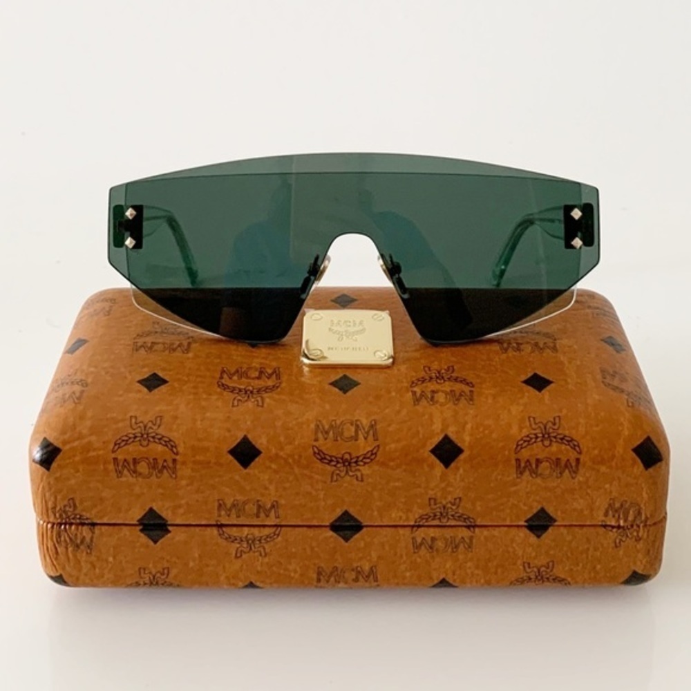 MCM Sunglasses, New in Case, Dust Cloth Green Lenses AWESOME Unisex - Picture 10 of 14